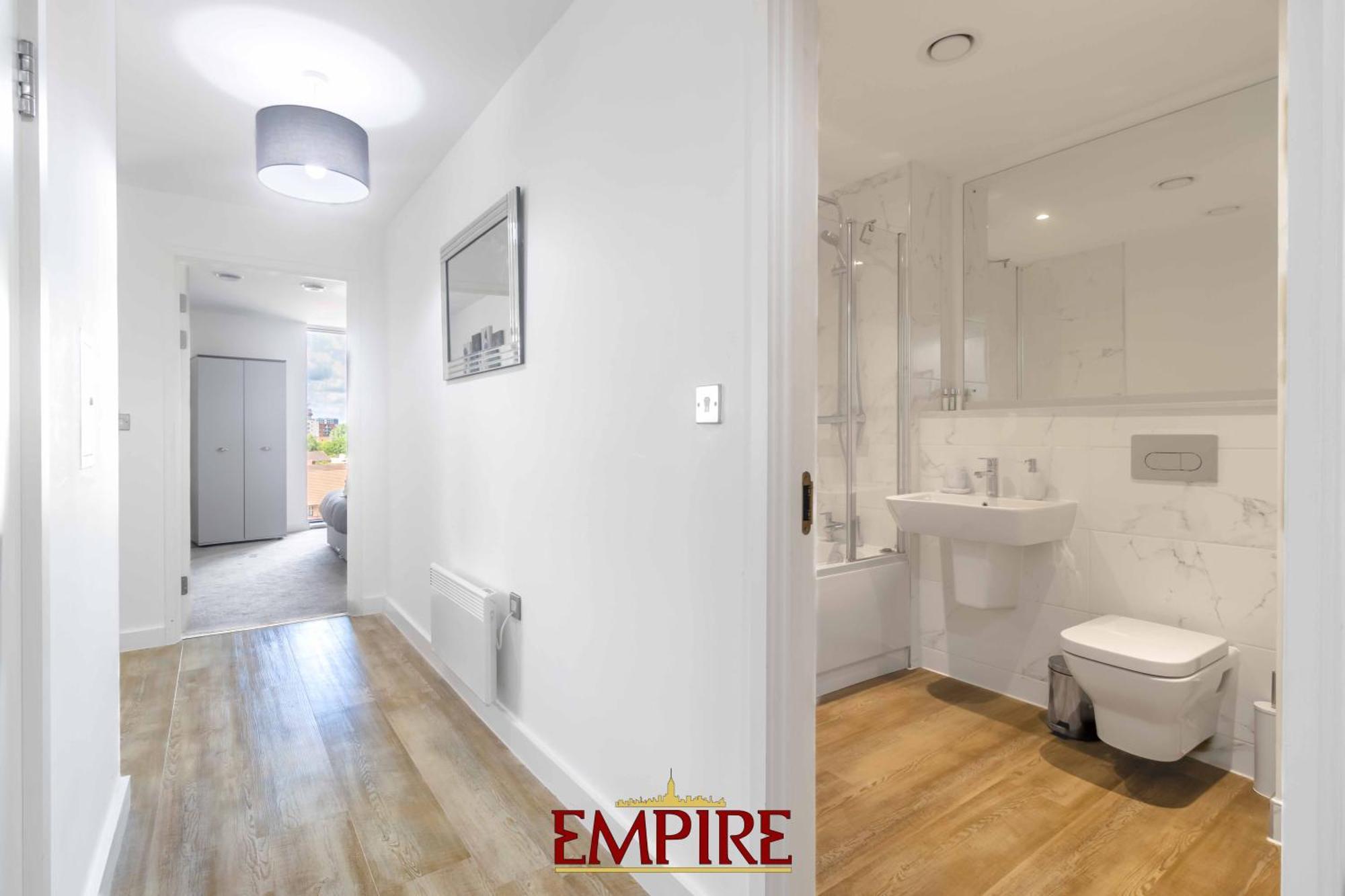 Luxury 2 Bedroom Apartment, On Broad Street! برمنغهام المظهر الخارجي الصورة
